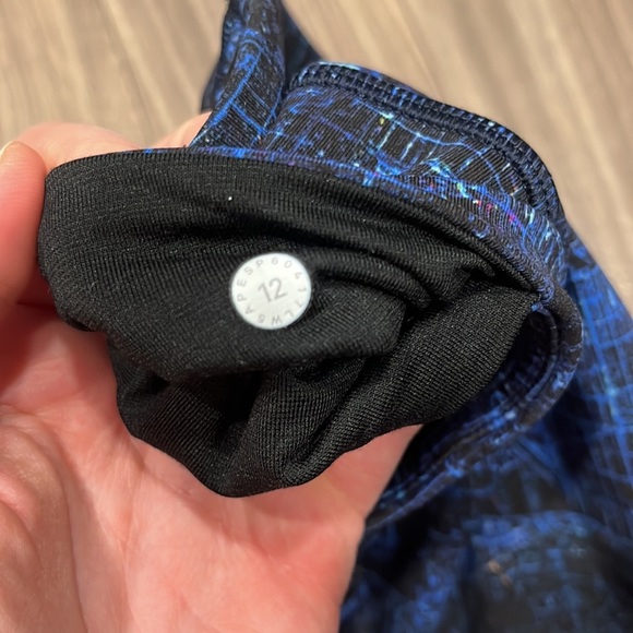 lululemon athletica Blue Patterned Leggings - Picture 4 of 5
